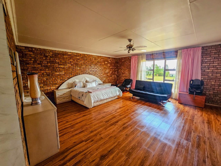 3 Bedroom Property for Sale in Oranjeville Free State